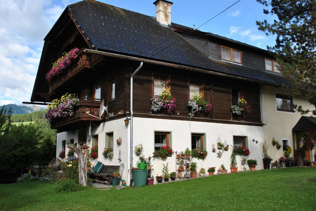 Gastehaus Essl Hotel Mariapfarr Exterior photo